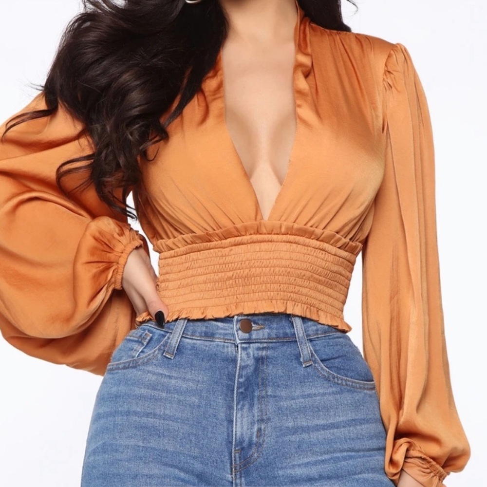 FASHION NOVA long sleeve cropped blouse size XS